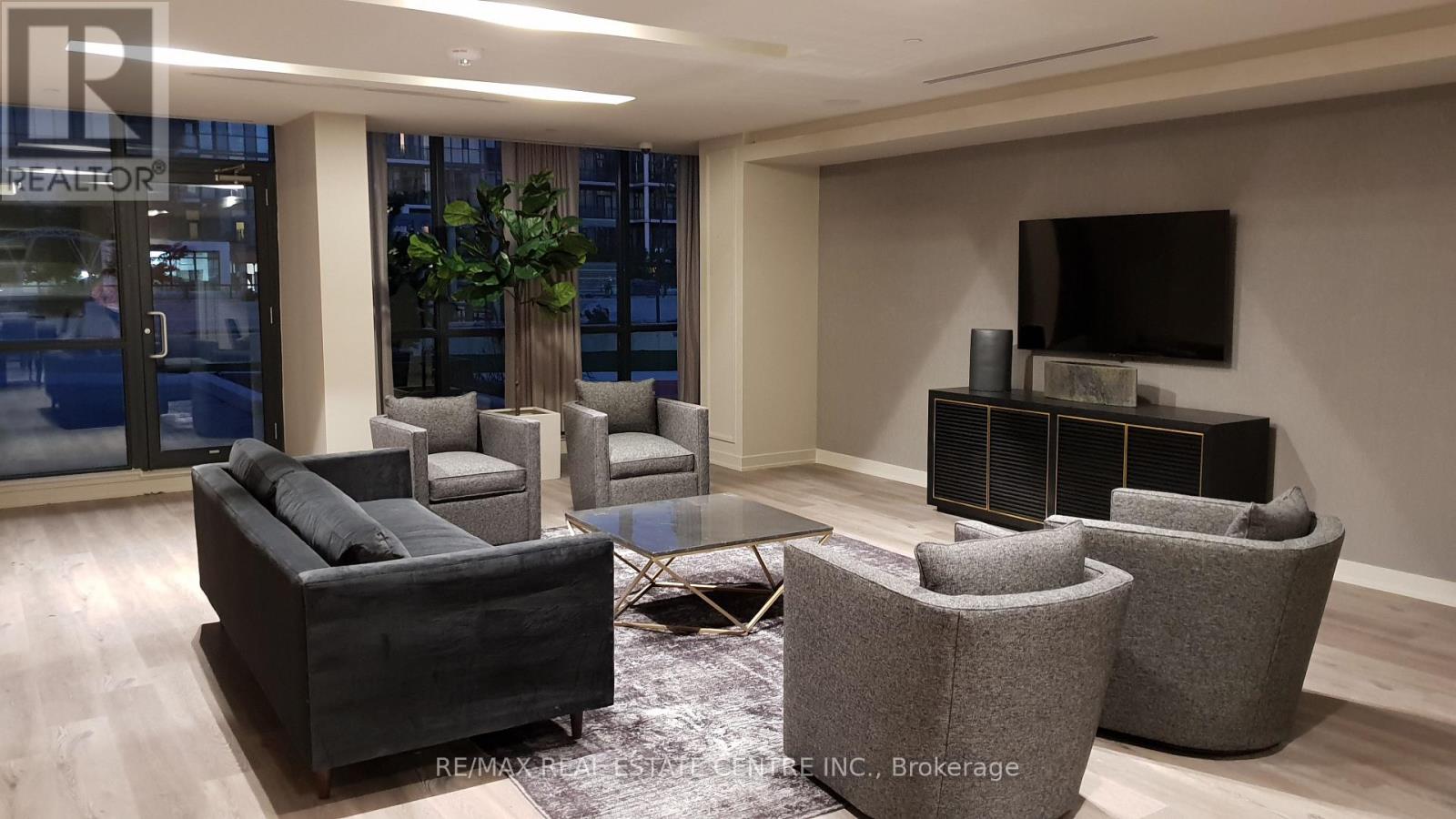 1215 - 4055 Parkside Village Drive, Mississauga, Ontario  L5B 0K8 - Photo 15 - W12587086