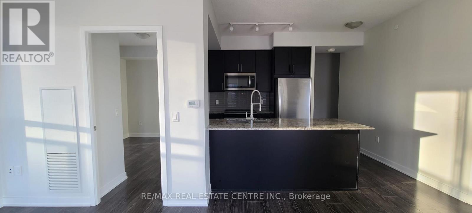 1215 - 4055 Parkside Village Drive, Mississauga, Ontario  L5B 0K8 - Photo 35 - W12587086