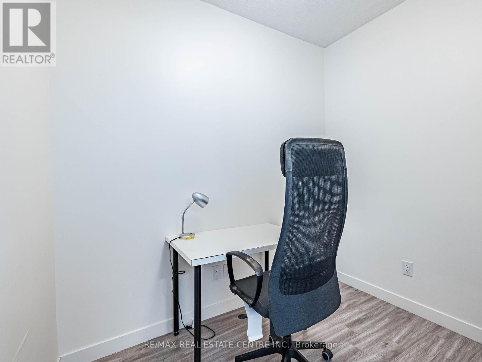 1007 - 128 King Street N, Waterloo, Ontario  N2J 2X9 - Photo 19 - X12745140