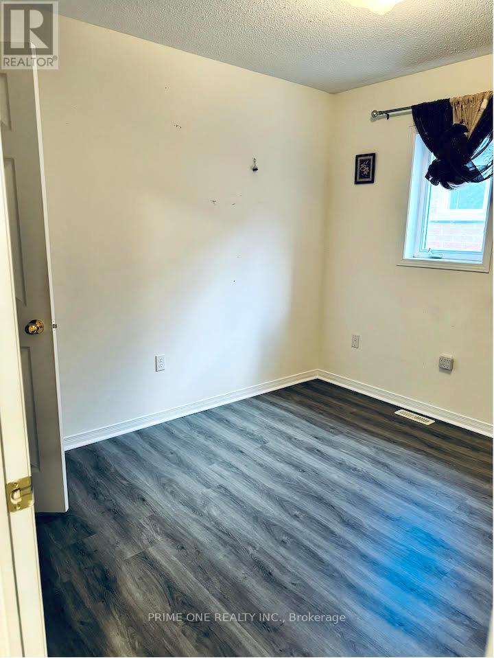 25 Jack Monkman Crescent, Markham (Cedarwood), Ontario  L3S 0A3 - Photo 11 - N12778756