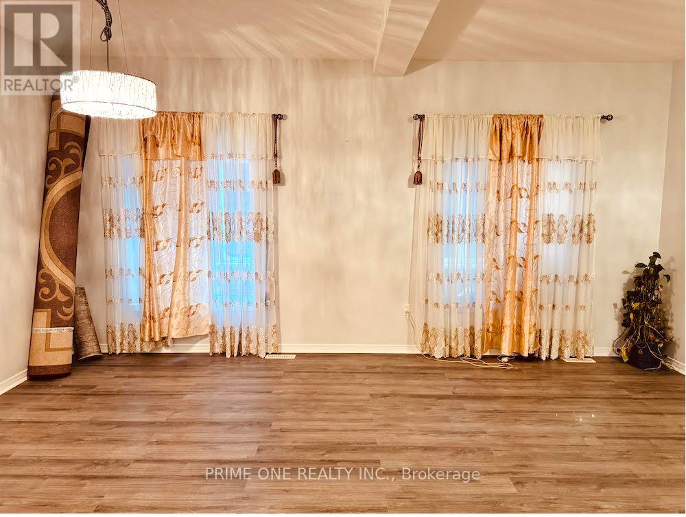 25 Jack Monkman Crescent, Markham (Cedarwood), Ontario  L3S 0A3 - Photo 2 - N12778756