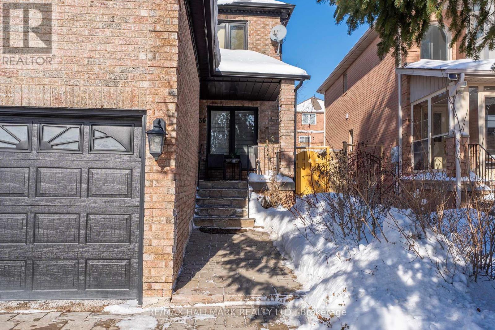 Main - 30 Painted Rock Avenue, Richmond Hill, Ontario  L4S 1R6 - Photo 2 - N12778820