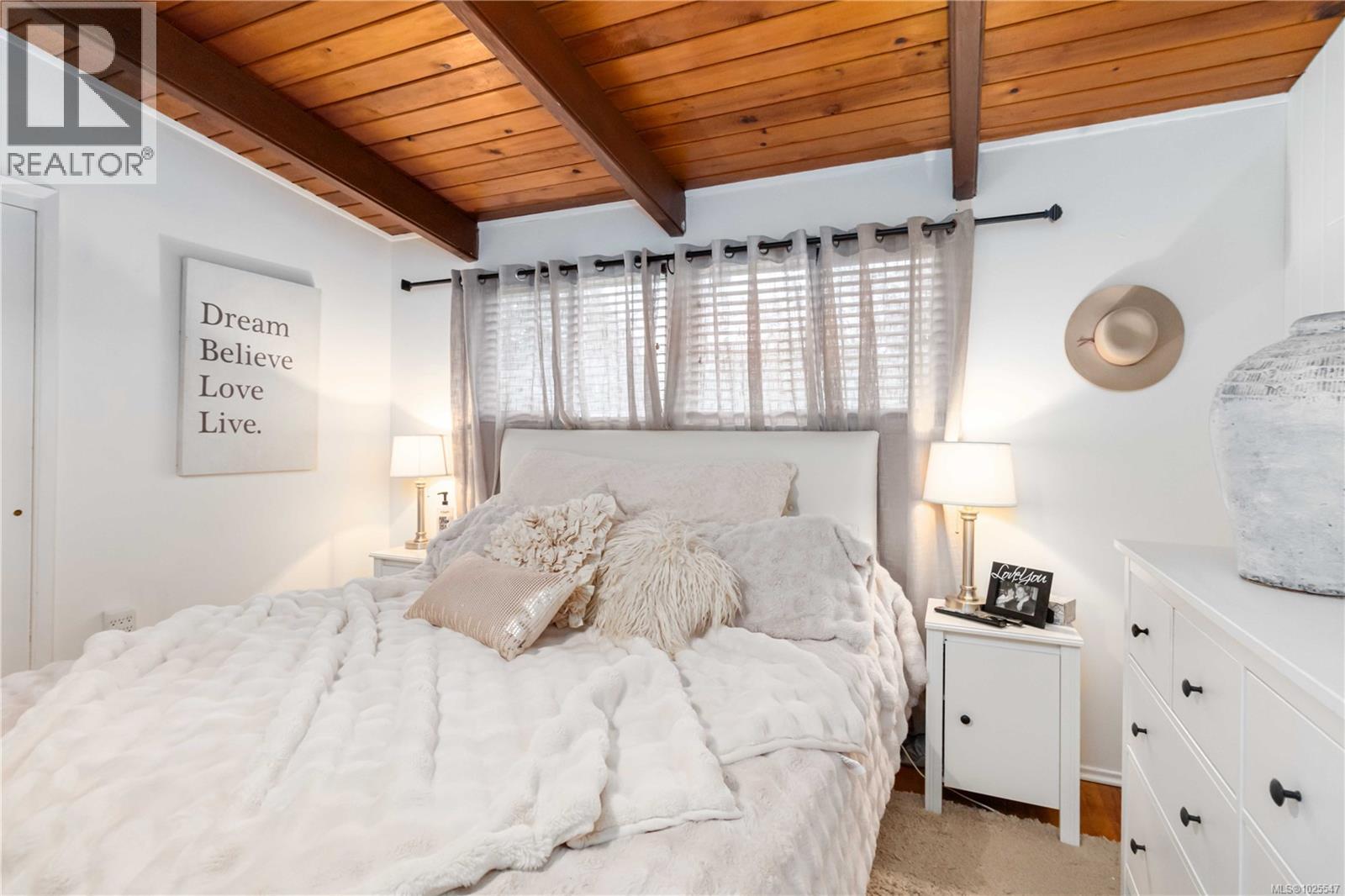 580 Baker St, Saanich, British Columbia  V8Z 2H5 - Photo 19 - 1025547