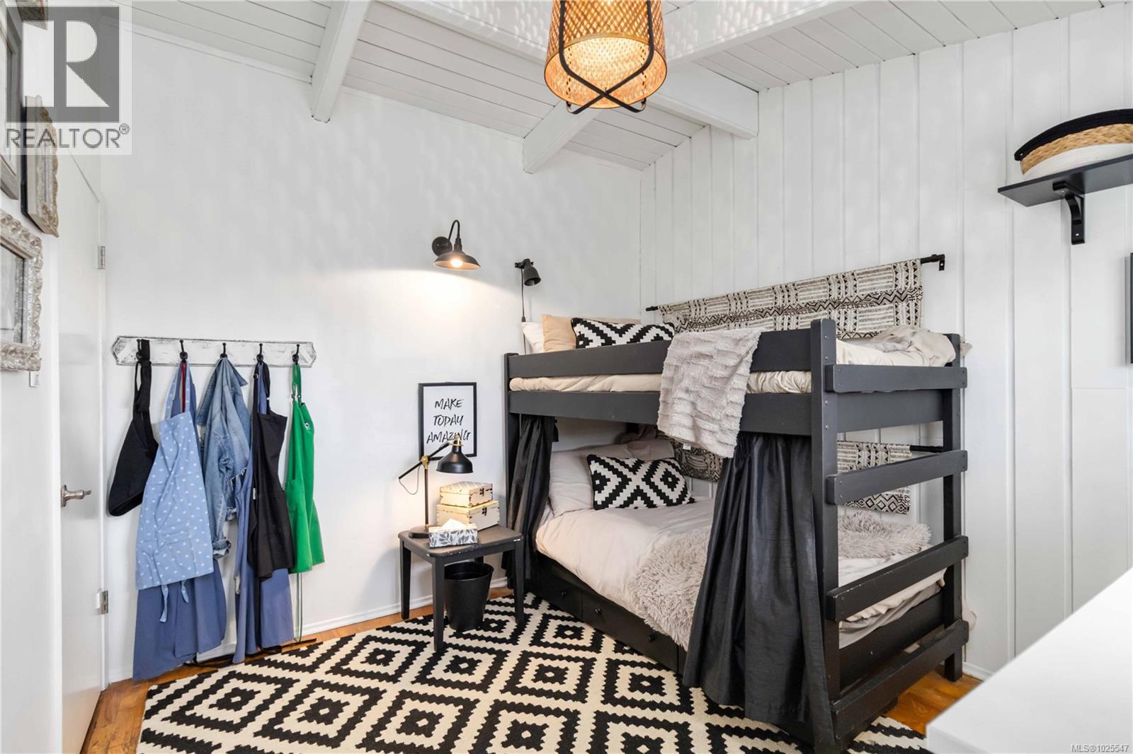 580 Baker St, Saanich, British Columbia  V8Z 2H5 - Photo 22 - 1025547