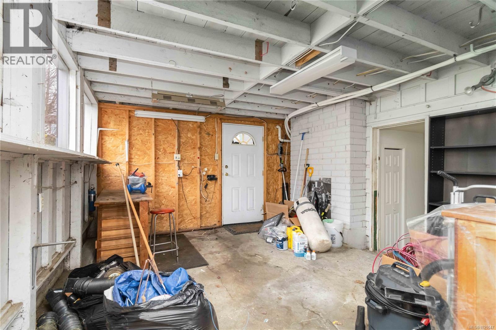 580 Baker St, Saanich, British Columbia  V8Z 2H5 - Photo 39 - 1025547