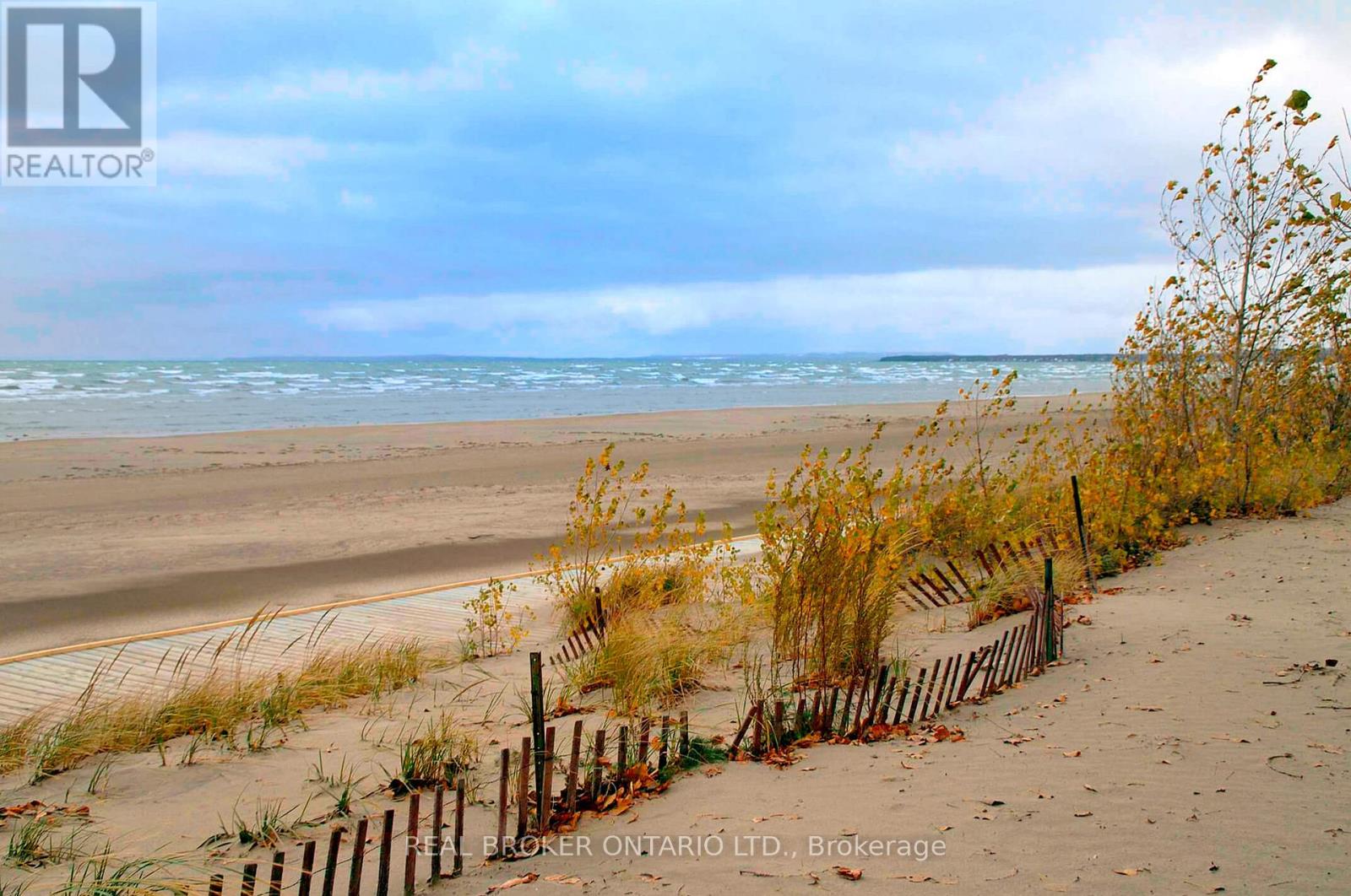 28 Pleasant Bay Lane, Wasaga Beach, Ontario  L9Z 0S4 - Photo 13 - S12778818