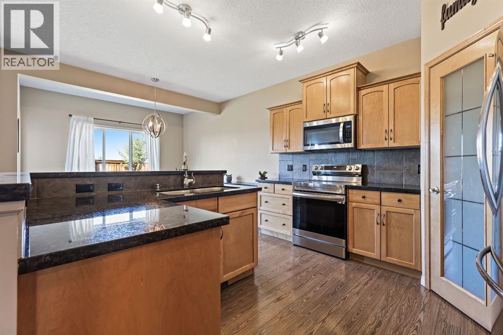 114 Everglen Crescent Sw, Calgary, Alberta  T2Y 0G5 - Photo 11 - A2259228