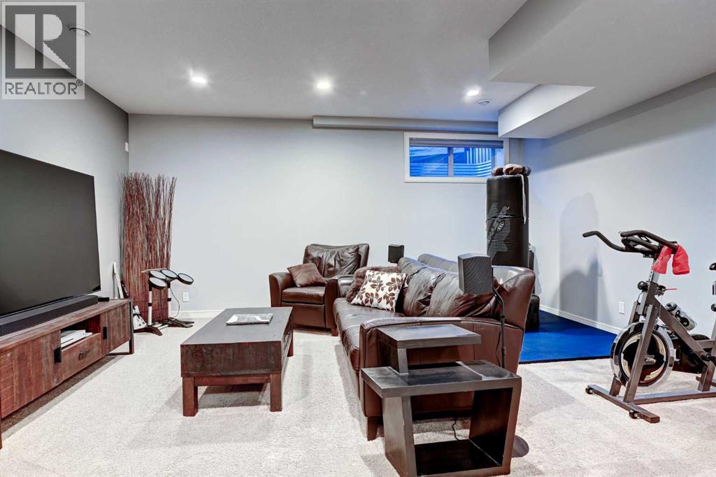 2636 31 Street Sw, Calgary, Alberta  T3E 2N7 - Photo 21 - A2284036