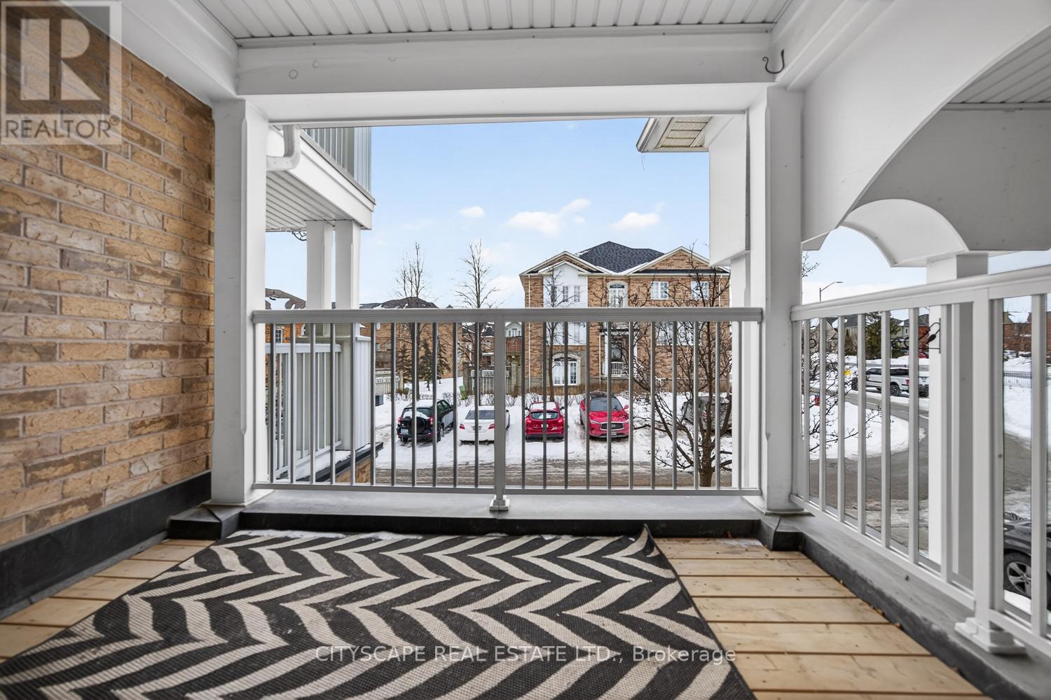 67 - 601 Shoreline Drive, Mississauga, Ontario  L5B 4K7 - Photo 2 - W12778758