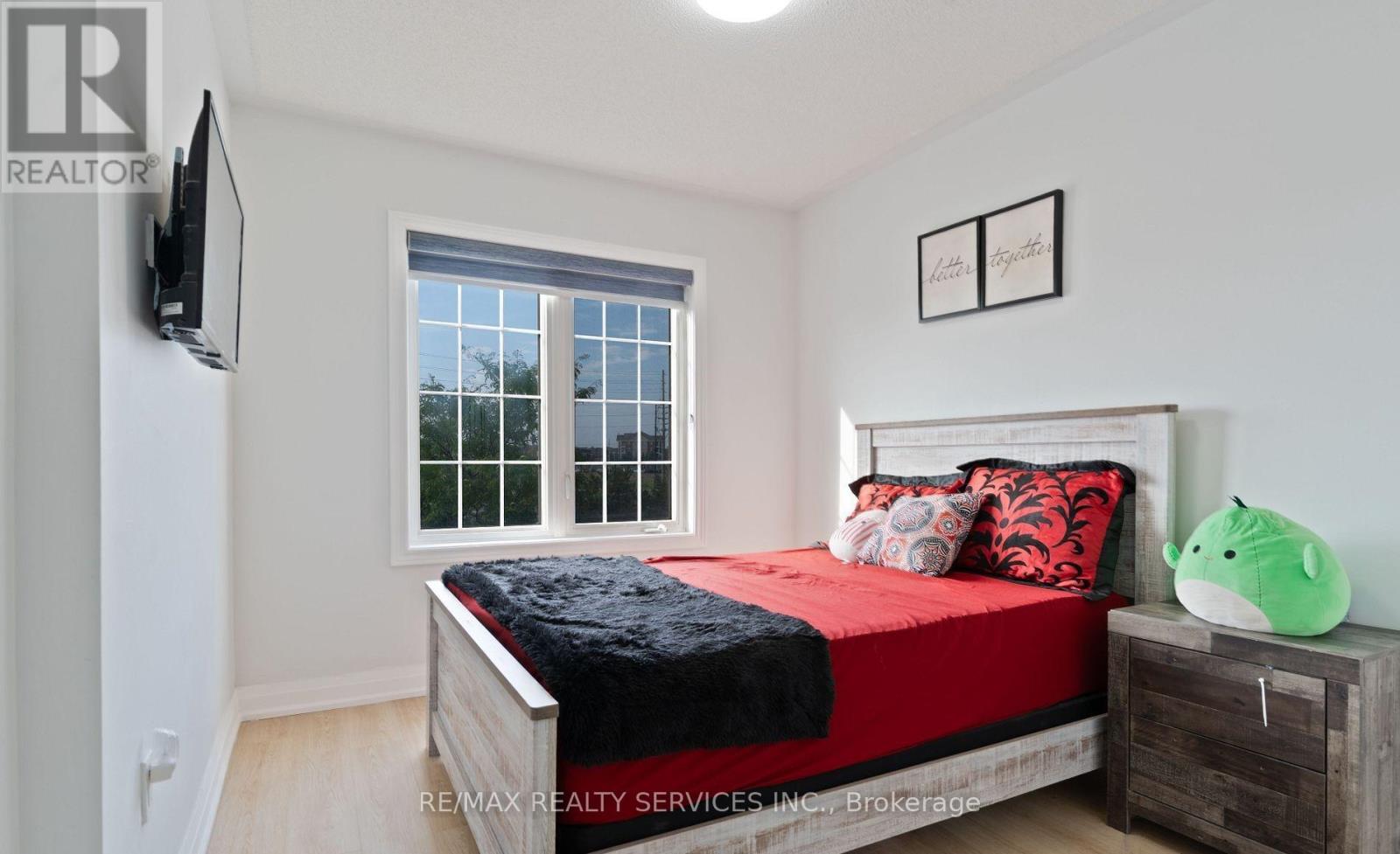 107 Frenchpark Circle, Brampton, Ontario  L6X 0Y5 - Photo 18 - W12778780