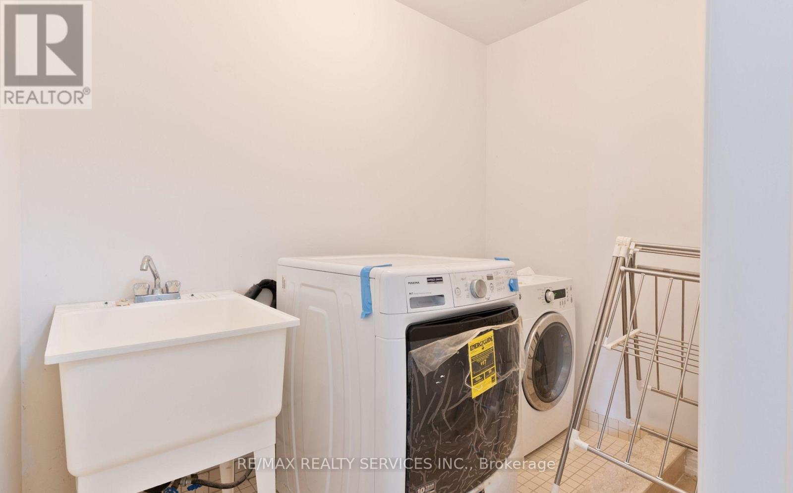 107 Frenchpark Circle, Brampton, Ontario  L6X 0Y5 - Photo 19 - W12778780