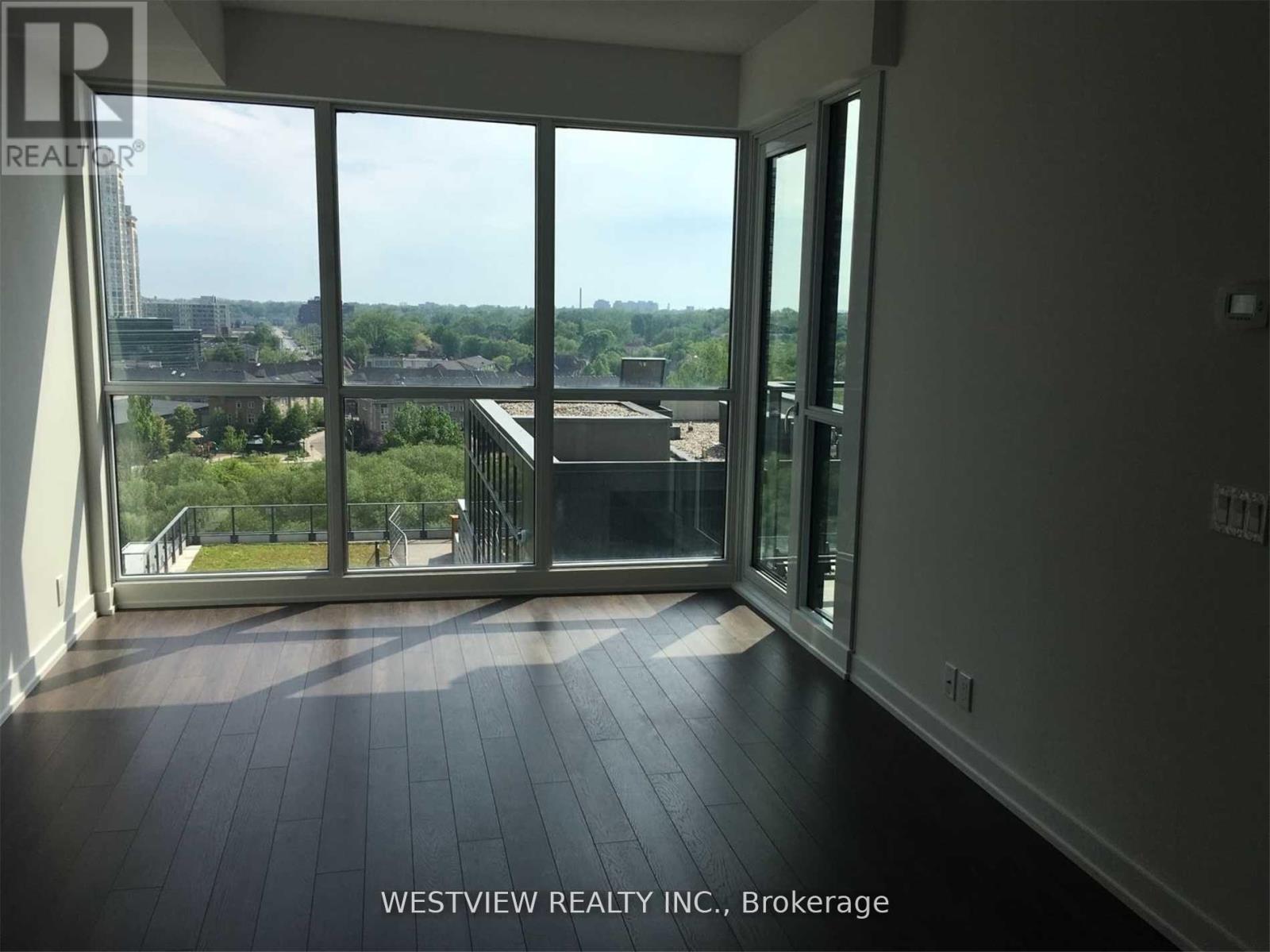 1002 - 10 Park Lawn Road, Toronto, Ontario  M8V 0H9 - Photo 2 - W12778798