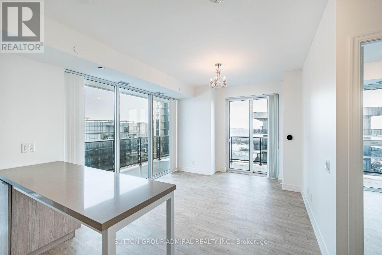 1704 - 70 Annie Craig Drive, Toronto, Ontario  M8V 0G2 - Photo 12 - W12778812