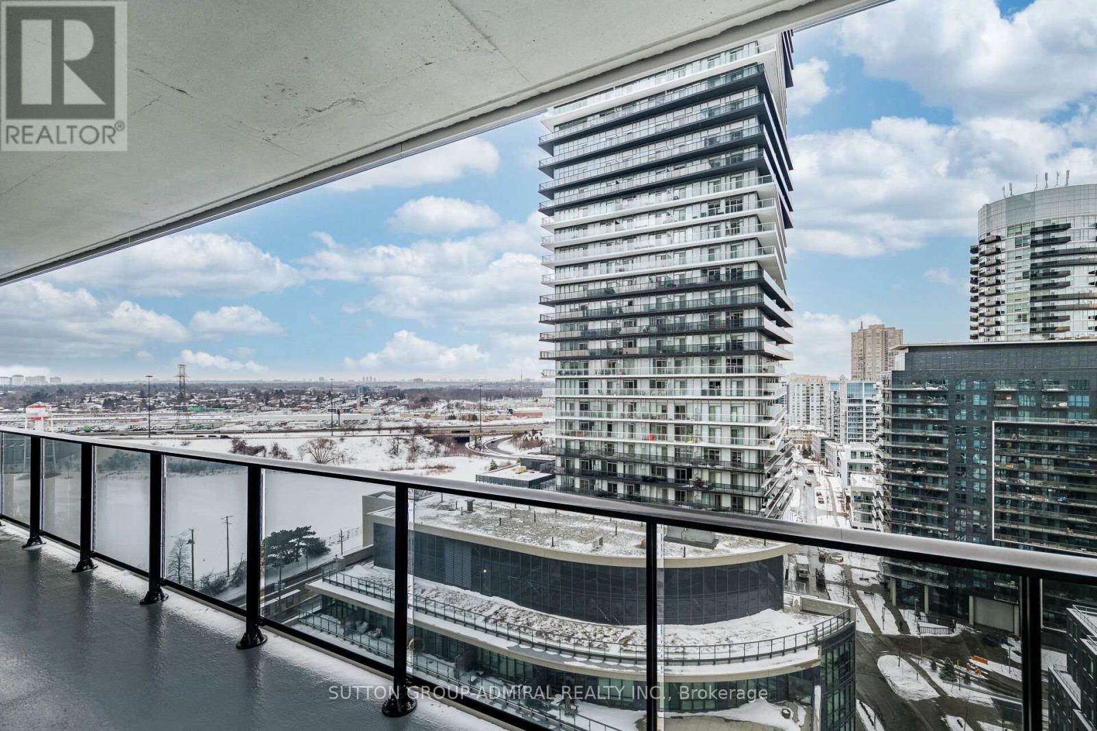 1704 - 70 Annie Craig Drive, Toronto, Ontario  M8V 0G2 - Photo 38 - W12778812