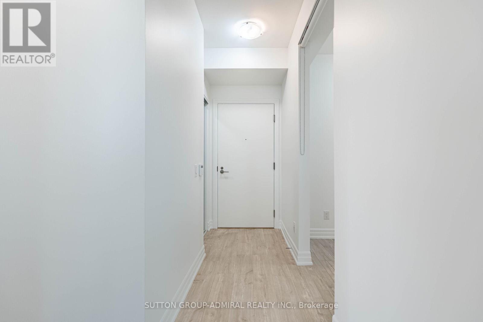 1704 - 70 Annie Craig Drive, Toronto, Ontario  M8V 0G2 - Photo 7 - W12778812