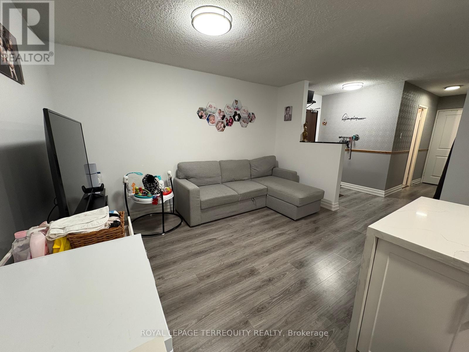 206 - 966 Inverhouse Drive, Mississauga, Ontario  L5J 4B6 - Photo 11 - W12778832