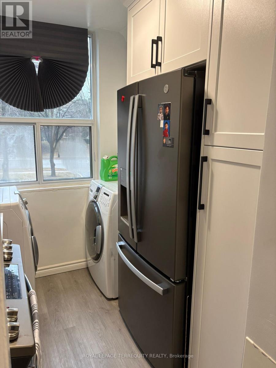 206 - 966 Inverhouse Drive, Mississauga, Ontario  L5J 4B6 - Photo 16 - W12778832