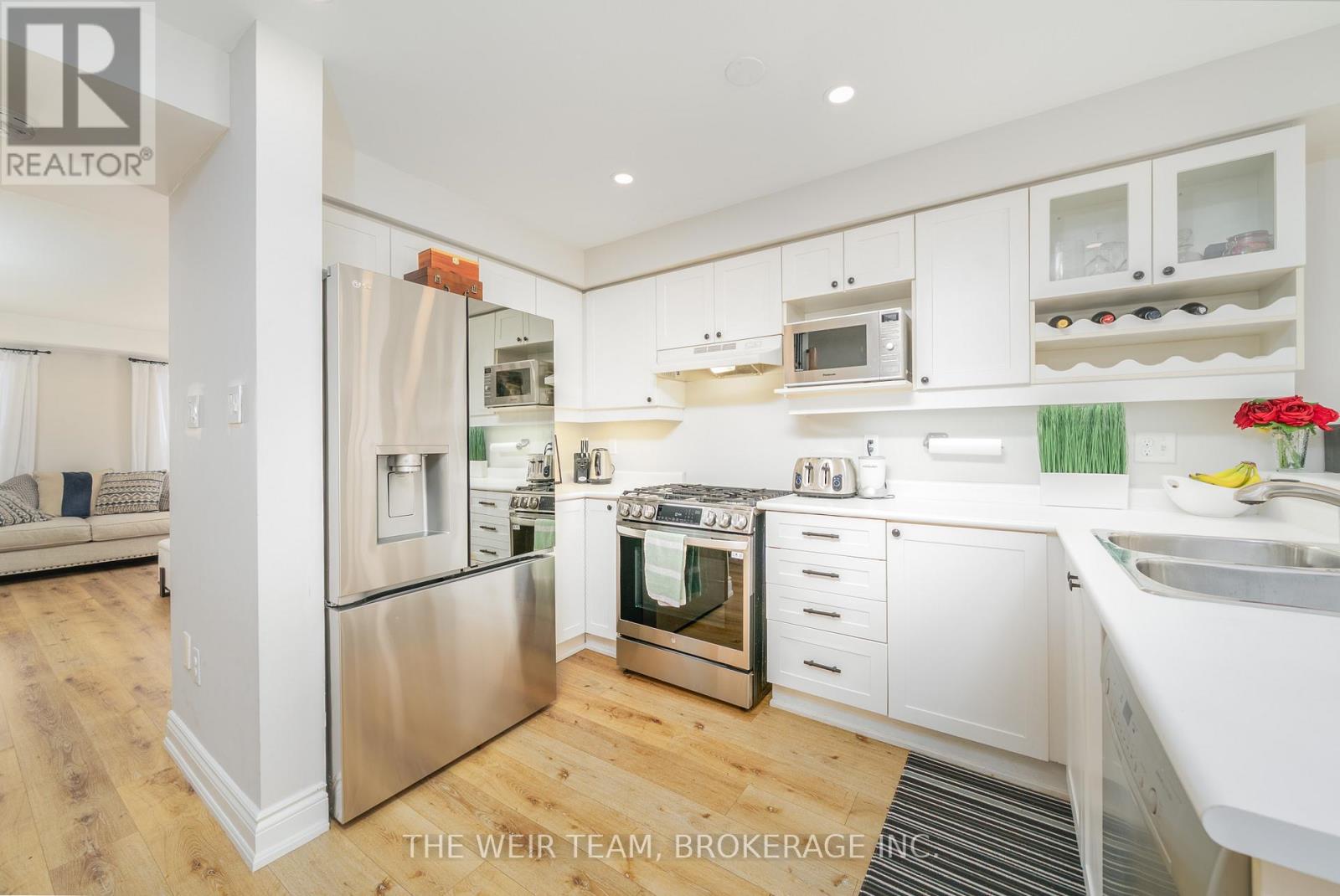 63 Roxton Road, Oakville, Ontario  L6H 6V3 - Photo 13 - W12778878