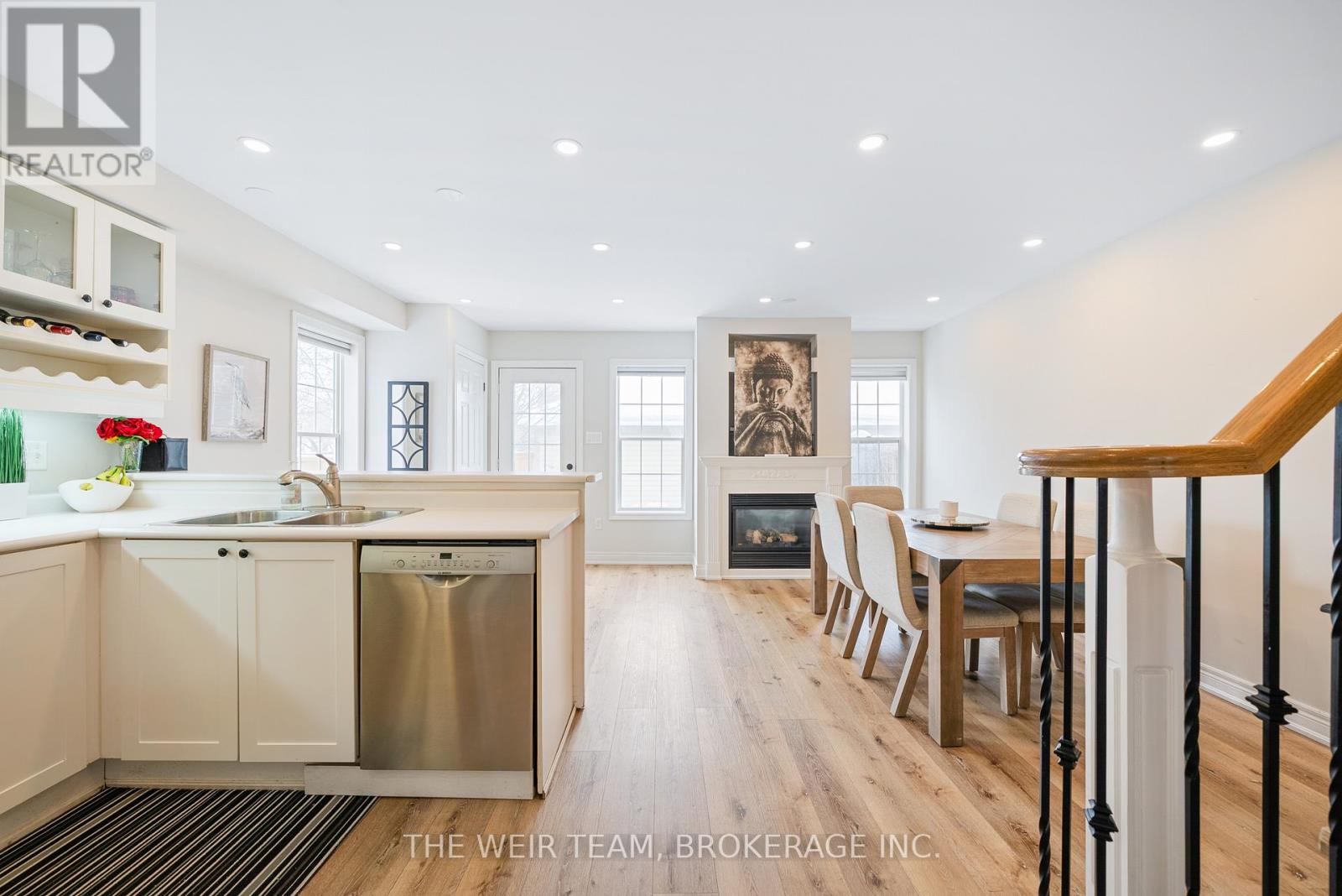 63 Roxton Road, Oakville, Ontario  L6H 6V3 - Photo 14 - W12778878