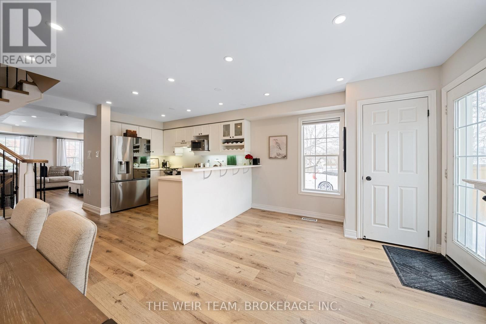 63 Roxton Road, Oakville, Ontario  L6H 6V3 - Photo 16 - W12778878