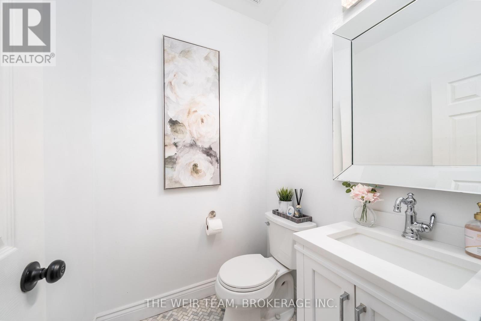 63 Roxton Road, Oakville, Ontario  L6H 6V3 - Photo 34 - W12778878