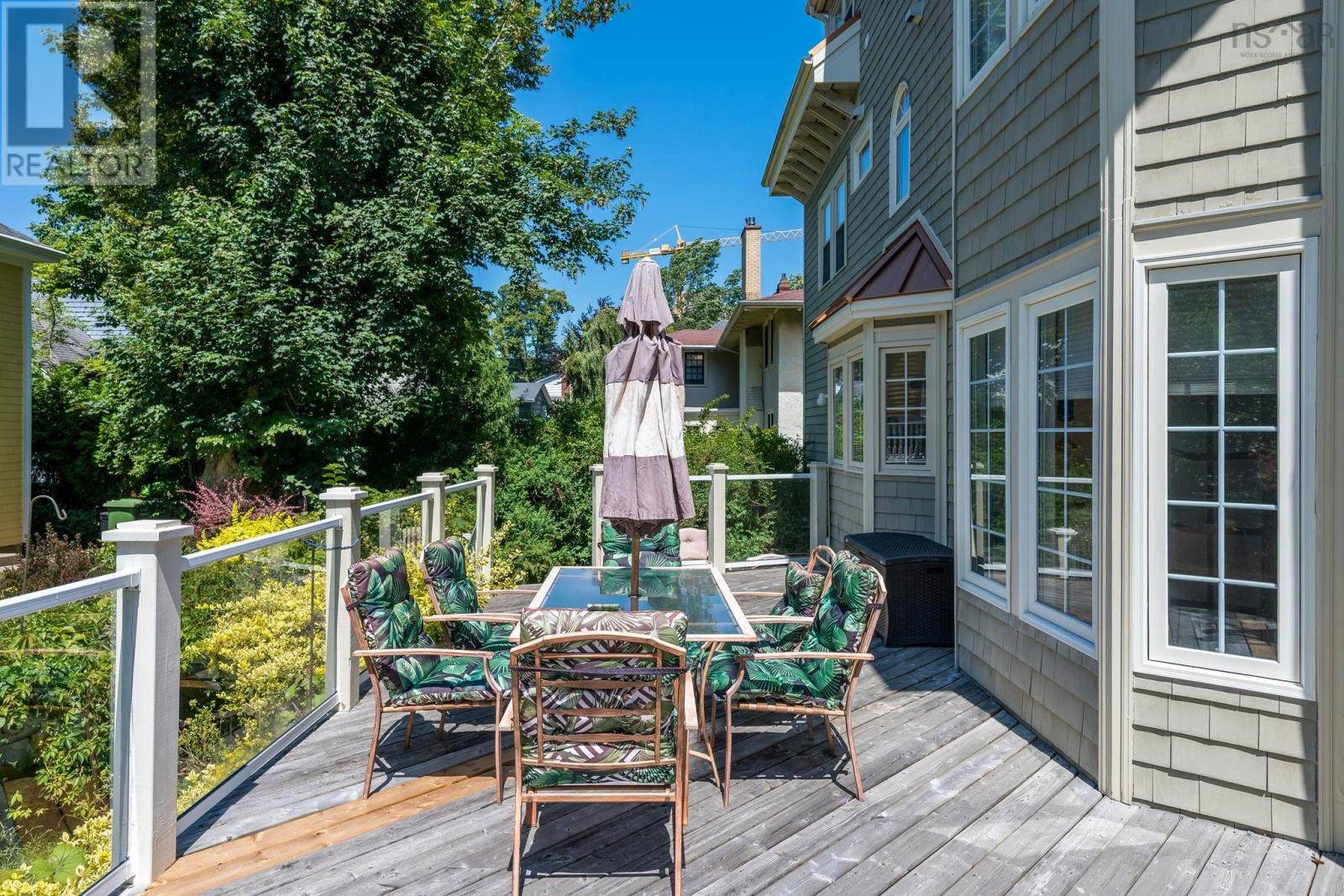 940 Young Avenue, Halifax, Nova Scotia  B3H 2W1 - Photo 40 - 202519052