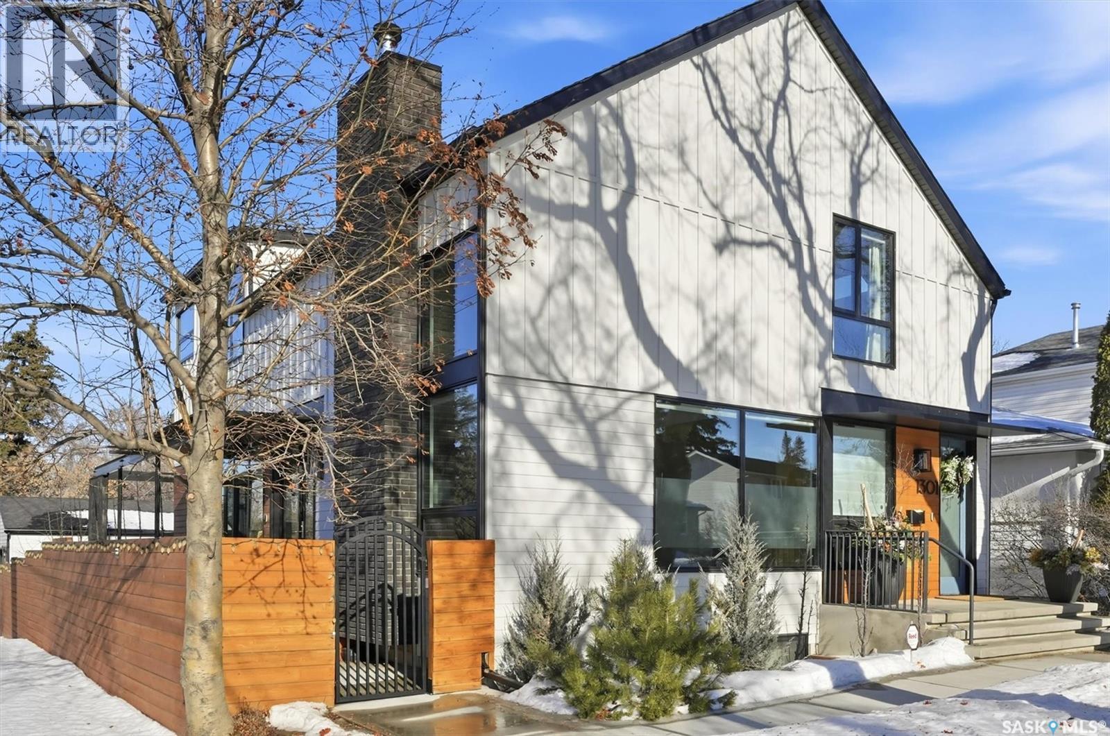 1301 11th STREET E, Saskatoon, Saskatchewan