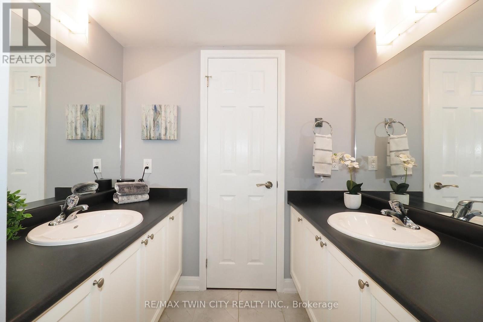 18 - 350 Fisher Mills Road, Cambridge, Ontario  N3C 0G8 - Photo 33 - X12778774