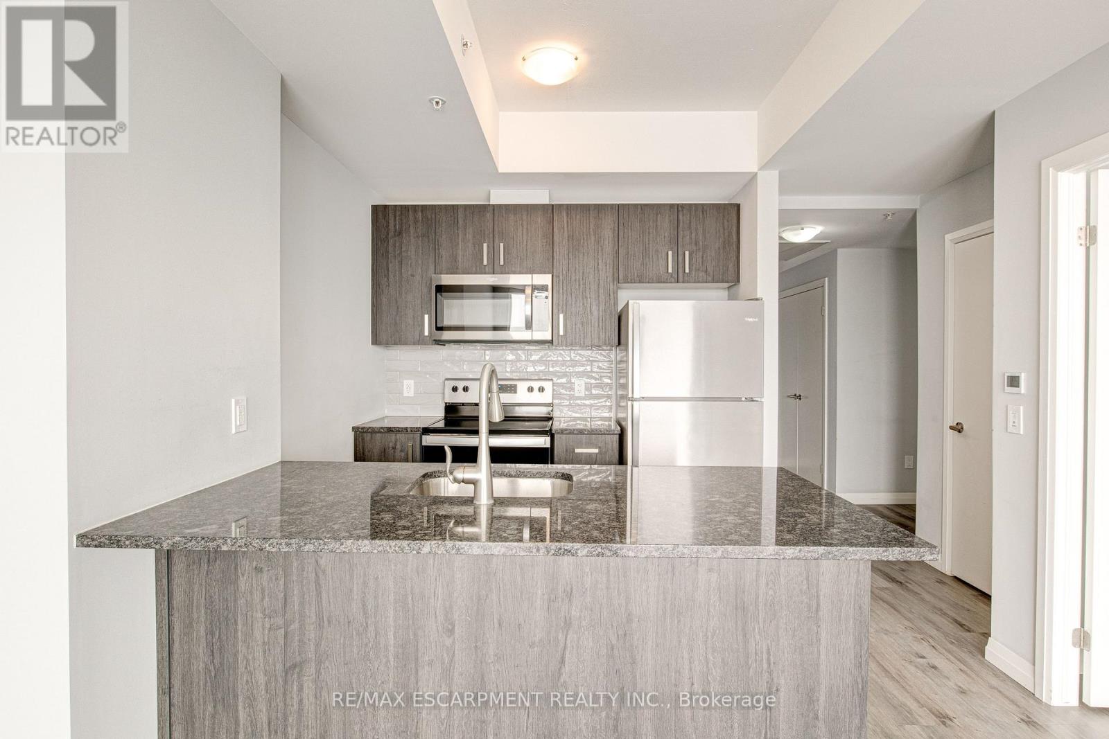 1309 - 108 Garment Street, Kitchener, Ontario  N2G 0E2 - Photo 12 - X12778790