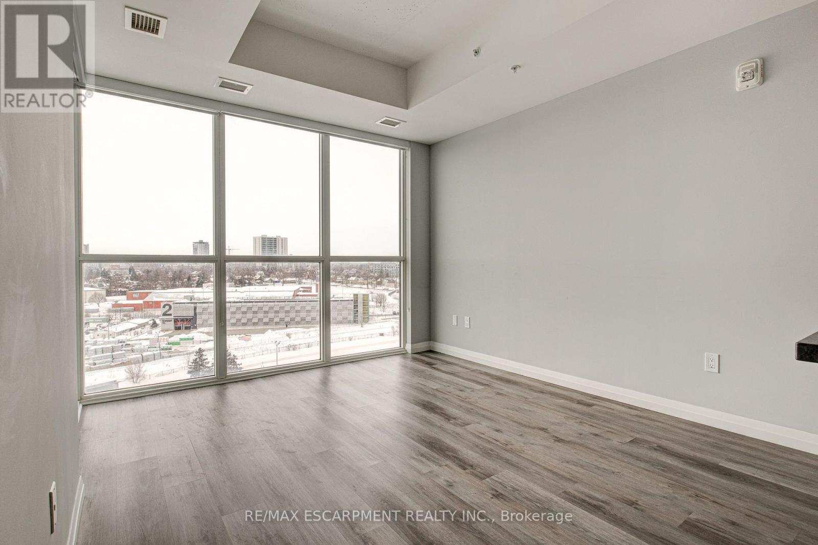 1309 - 108 Garment Street, Kitchener, Ontario  N2G 0E2 - Photo 13 - X12778790