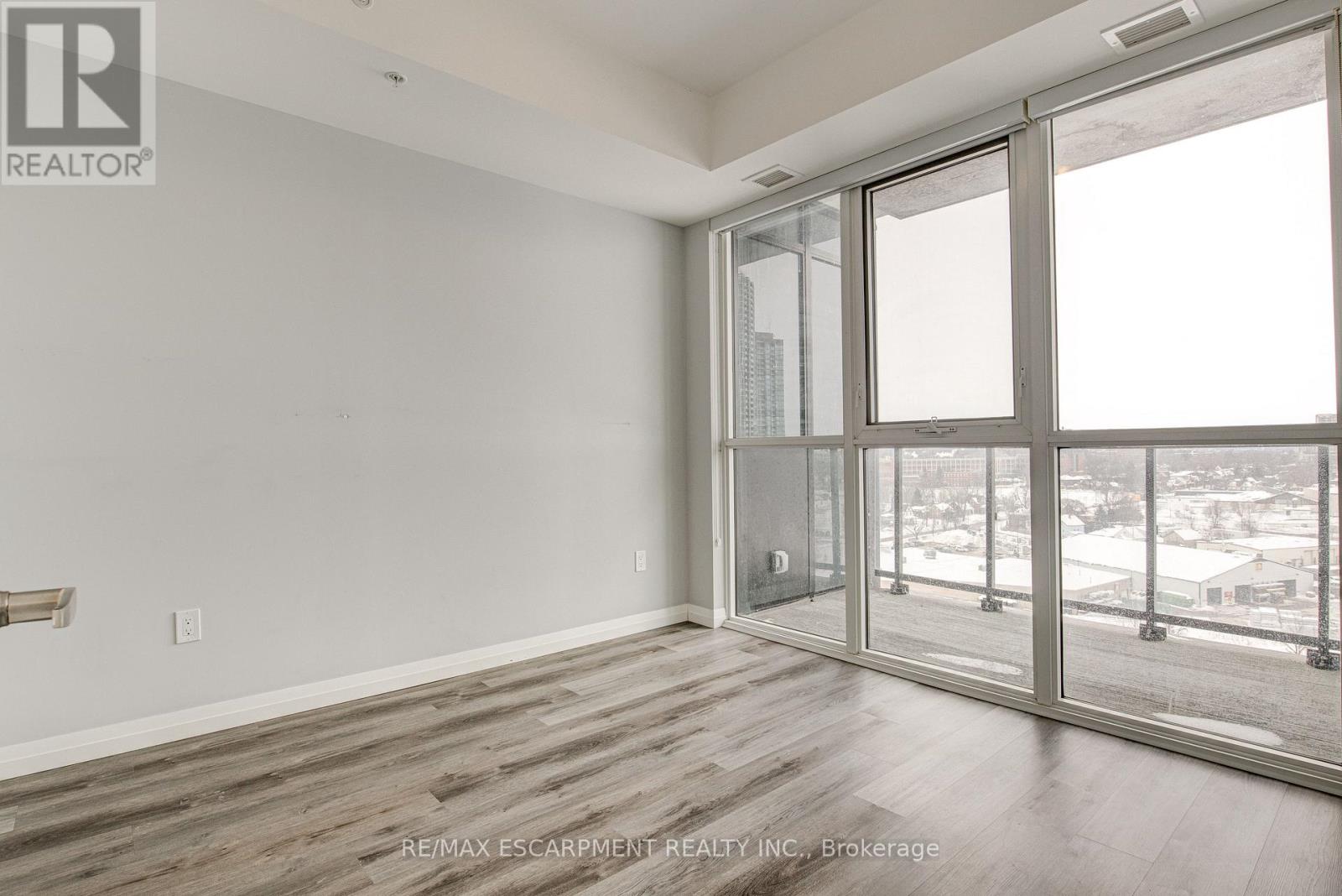 1309 - 108 Garment Street, Kitchener, Ontario  N2G 0E2 - Photo 18 - X12778790