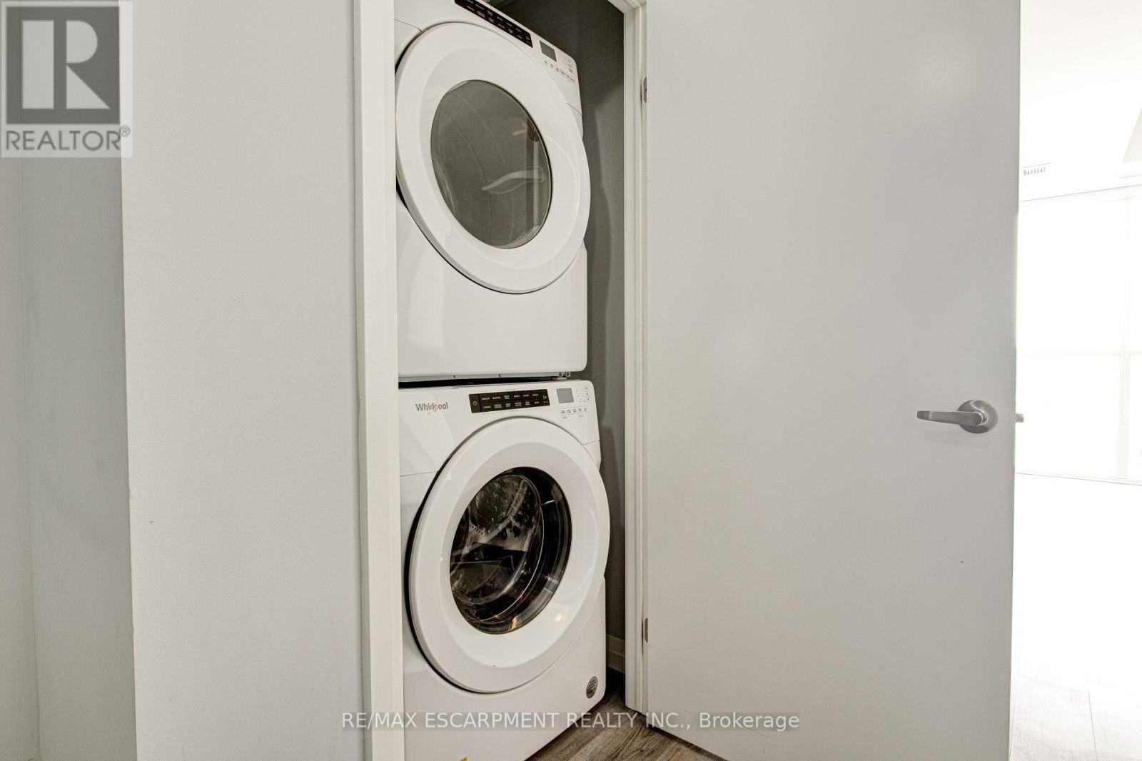 1309 - 108 Garment Street, Kitchener, Ontario  N2G 0E2 - Photo 8 - X12778790