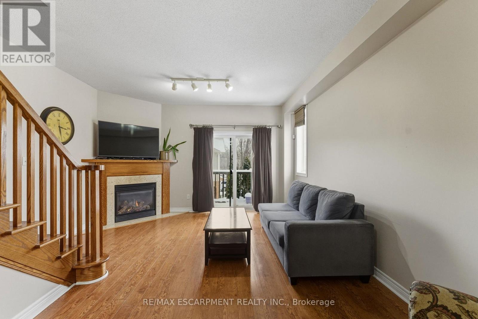 6 Chapman Lane, Hamilton, Ontario  L9G 0A5 - Photo 12 - X12778830