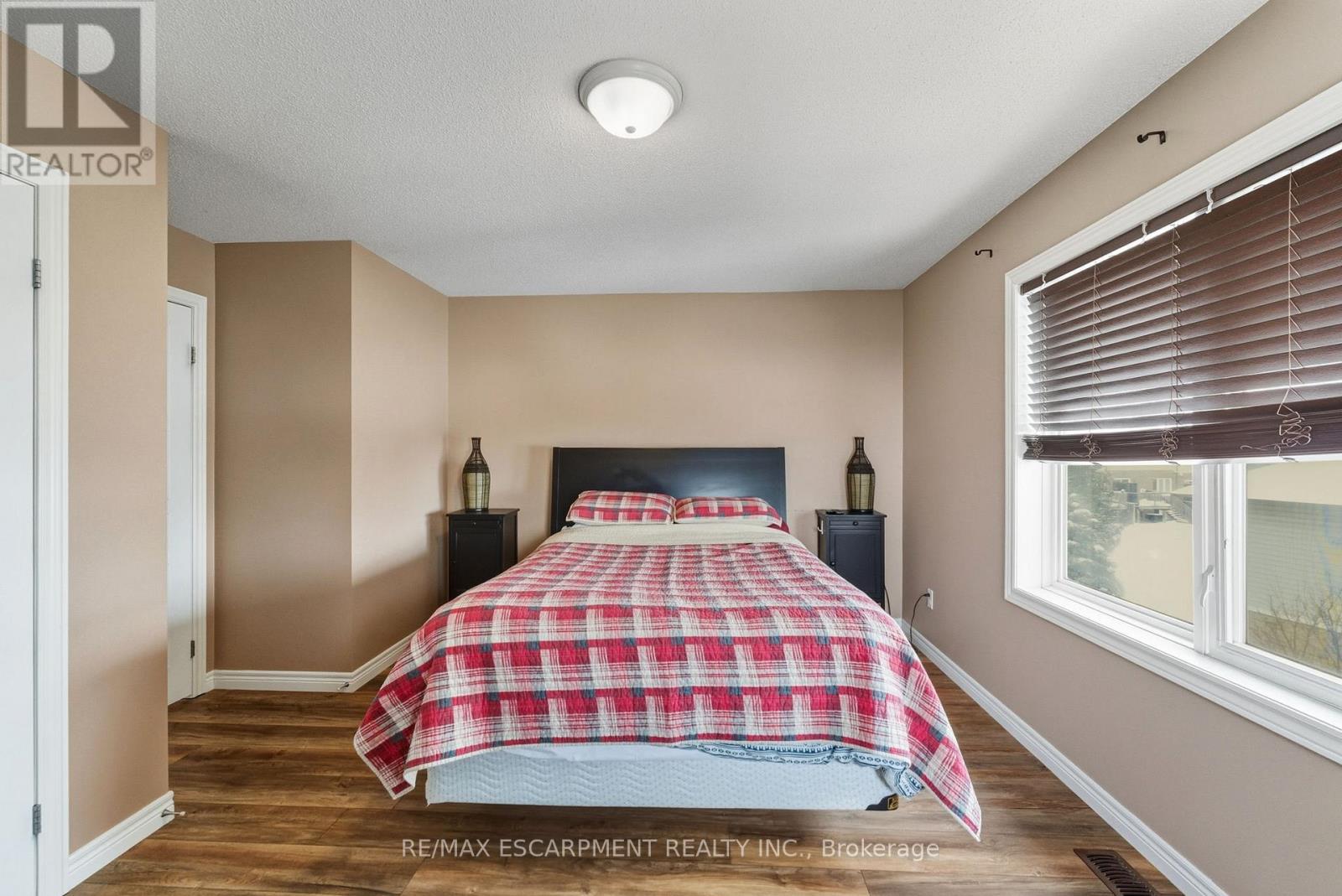 6 Chapman Lane, Hamilton, Ontario  L9G 0A5 - Photo 21 - X12778830