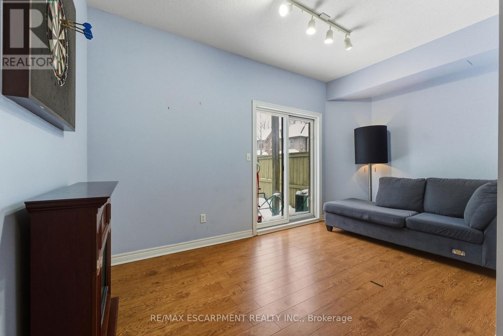 6 Chapman Lane, Hamilton, Ontario  L9G 0A5 - Photo 30 - X12778830