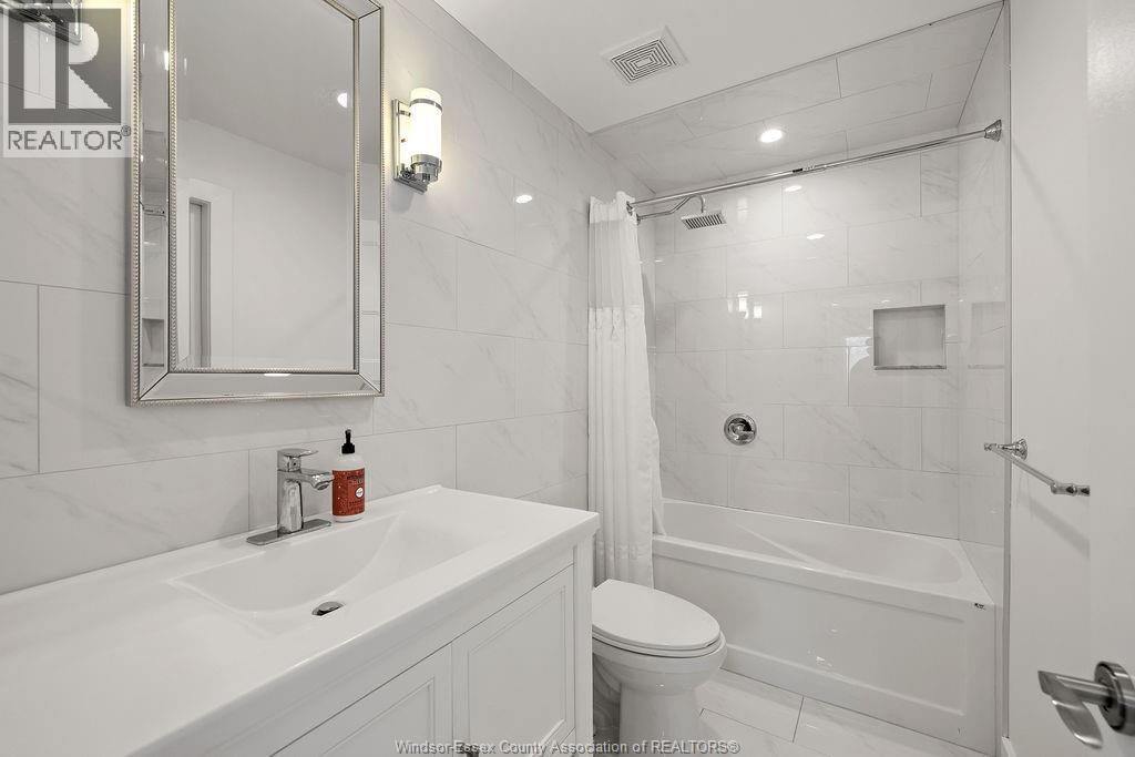 1490 Morton, Lasalle, Ontario N9J 3S9 - Photo 19 - 26003043