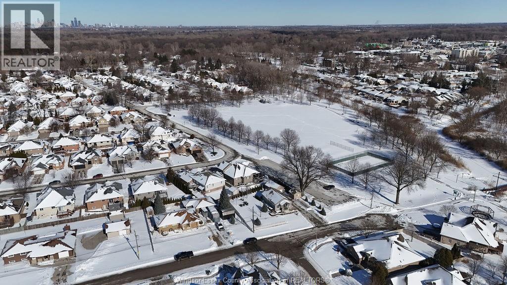 1490 Morton, Lasalle, Ontario N9J 3S9 - Photo 30 - 26003043