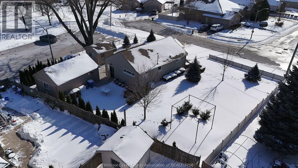 1490 Morton, Lasalle, Ontario N9J 3S9 - Photo 37 - 26003043