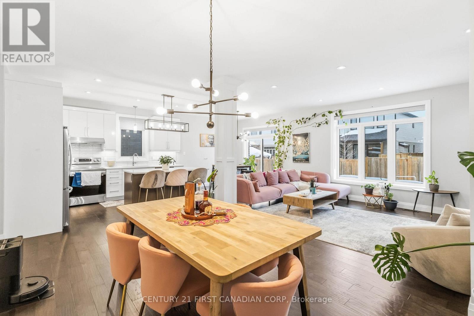 2382 Wickerson Road, London South, Ontario  N6K 4R6 - Photo 9 - X12778850