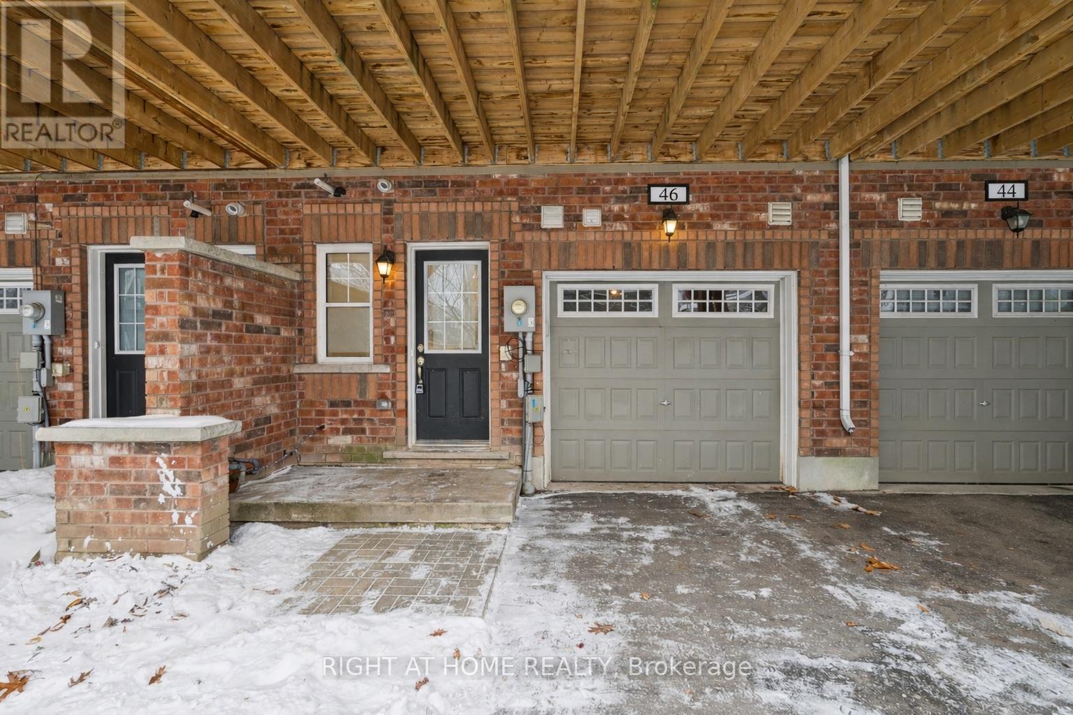 46 Village Gate Drive, Wasaga Beach, Ontario  L9Z 0J7 - Photo 38 - S12778578