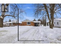 135 ROWLAND Street, mitchell, Ontario