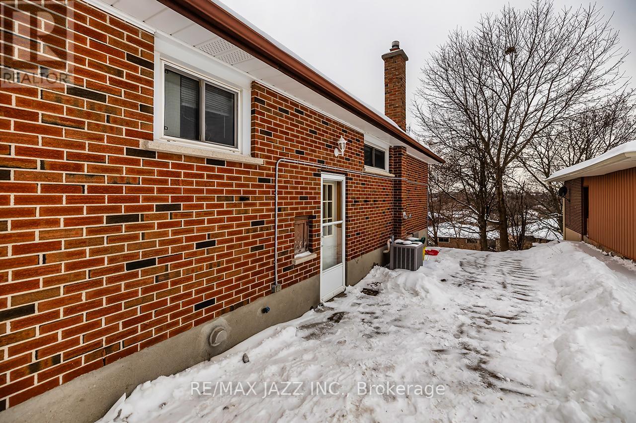 444 Elizabeth Street, Oshawa, Ontario  L1J 5T1 - Photo 26 - E12779060