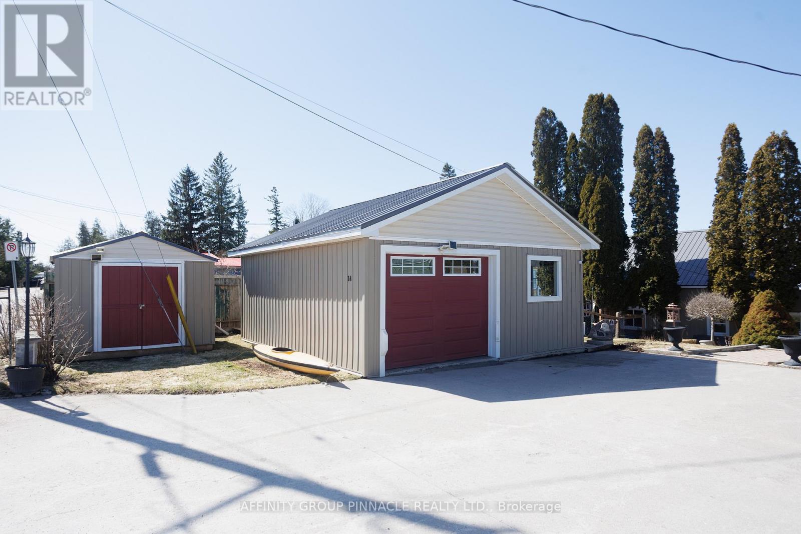 14 Oriole Road, Kawartha Lakes (Fenelon Falls), Ontario  K0M 1N0 - Photo 12 - X12778964