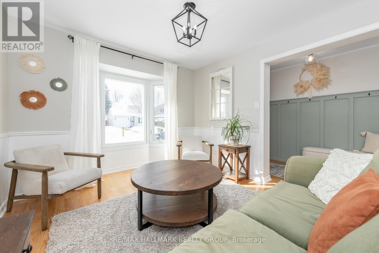 70 Melanie Crescent, Ottawa, Ontario  K2L 2J8 - Photo 7 - X12779000