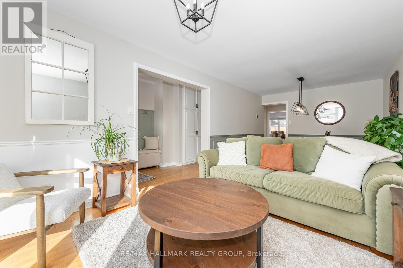 70 Melanie Crescent, Ottawa, Ontario  K2L 2J8 - Photo 8 - X12779000