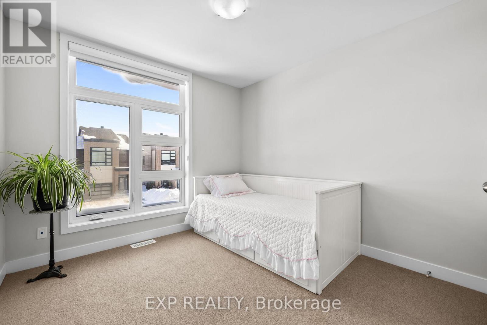 335 Wabasso Lane, Ottawa, Ontario  K1T 0T2 - Photo 13 - X12779052