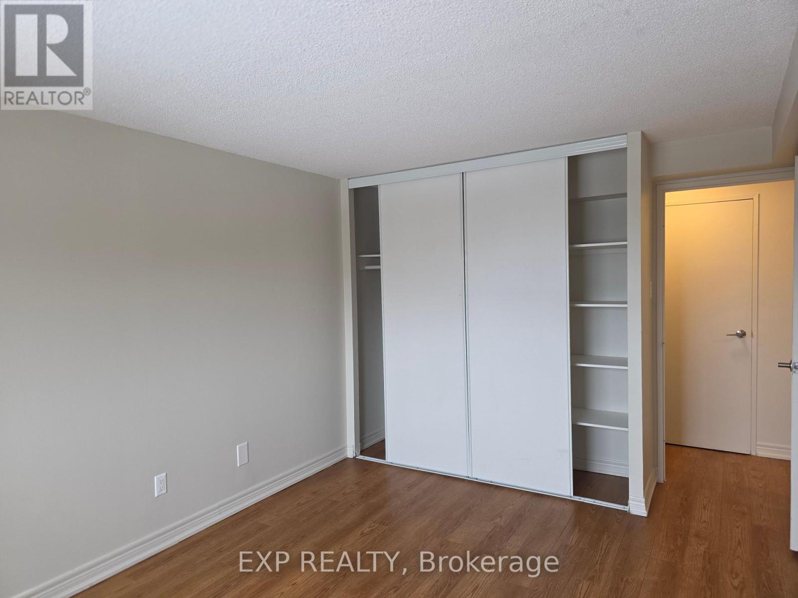 511 - 981 Gulf Place, Ottawa, Ontario  K1K 3X9 - Photo 7 - X12779068