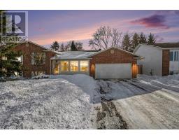 <div class="price">$599,000</div> 38 Lapointe Boulevard, Russell<br><div style="margin-bottom:8px;"><small>RE/MAX Boardwalk Realty</small></div><div class='bed_bath'>4 Bed | 3 Bath</div>