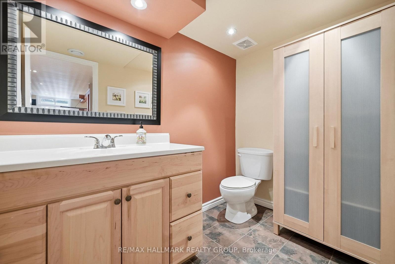 6066 Meadowhill Crescent, Ottawa, Ontario  K1C 5R9 - Photo 32 - X12779108