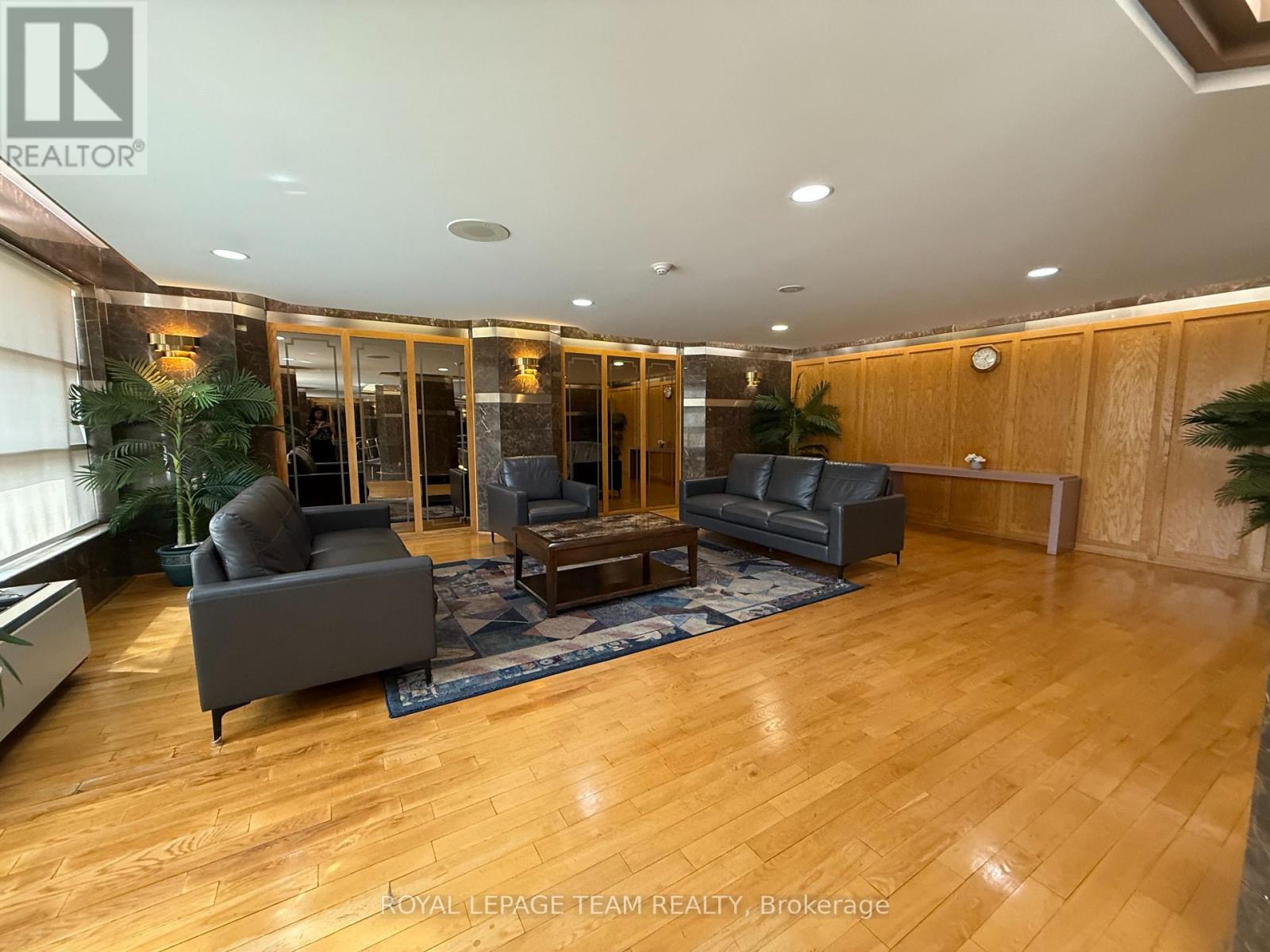 102 - 2760 Carousel Crescent, Ottawa, Ontario  K1T 2N4 - Photo 18 - X12779166